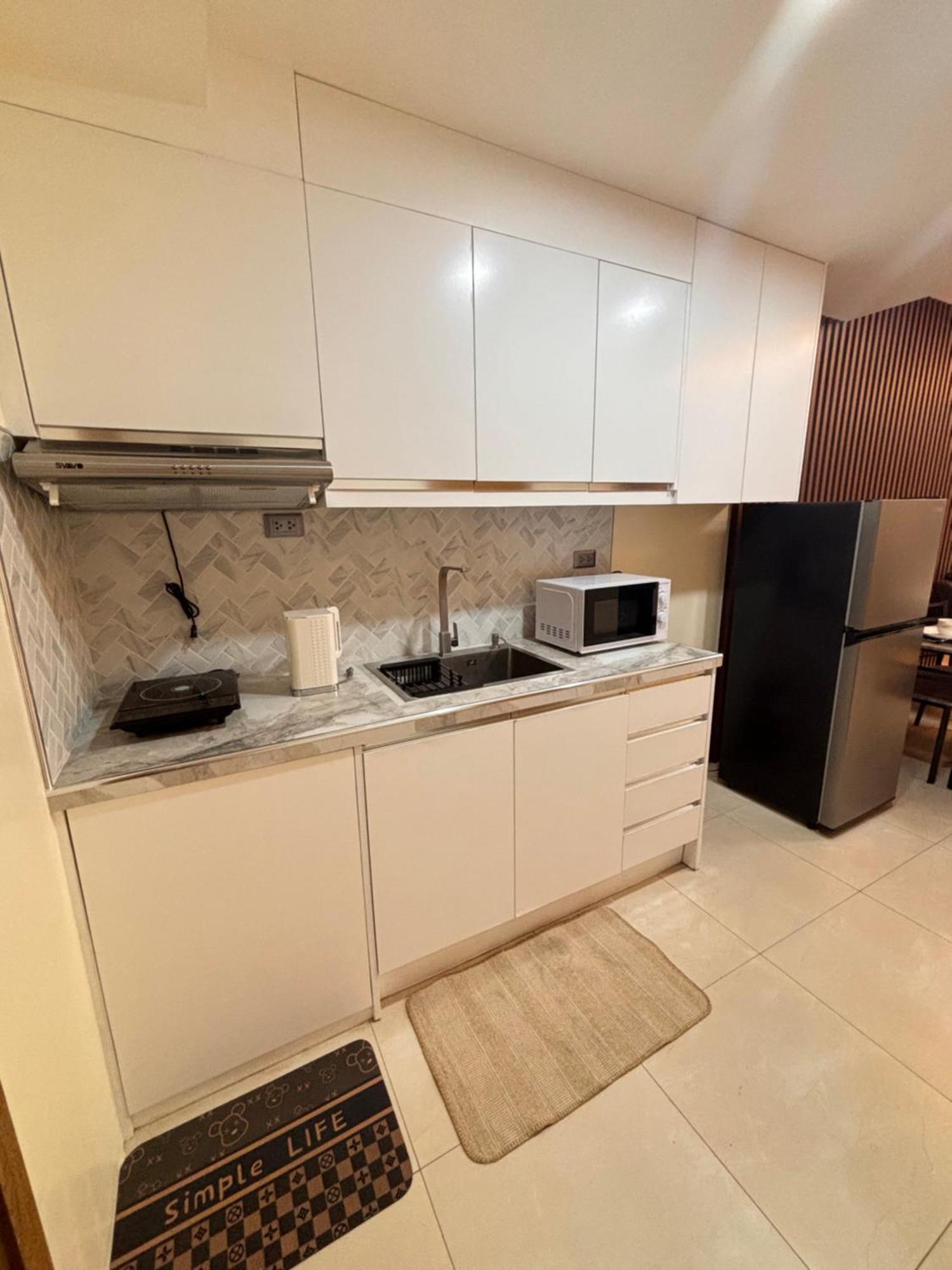 La Amore Place Pasig City Bagian luar foto